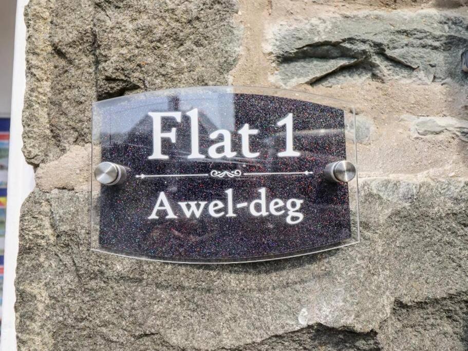 Apartment Harlech/huge Three Bedroom/best Location *